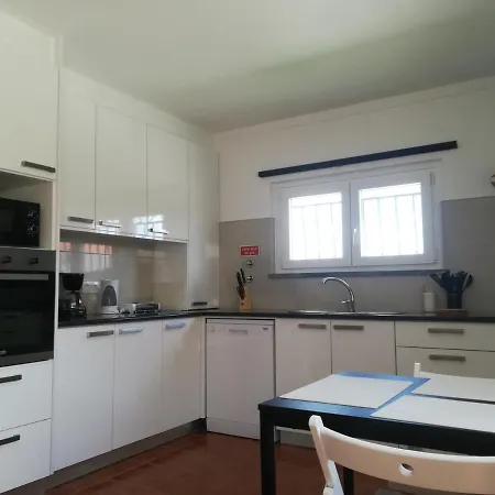 Holiday home Poolseaview Spacious House Atouguia Da Baleia