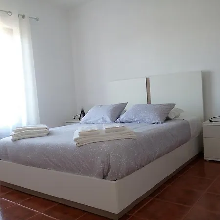 Poolseaview Spacious House Holiday home