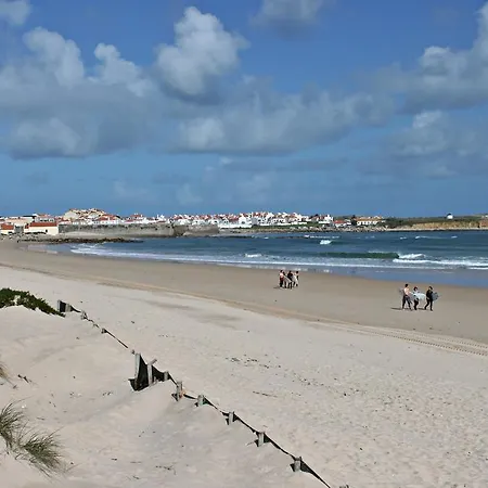 Holiday home Poolseaview Spacious House Atouguia Da Baleia